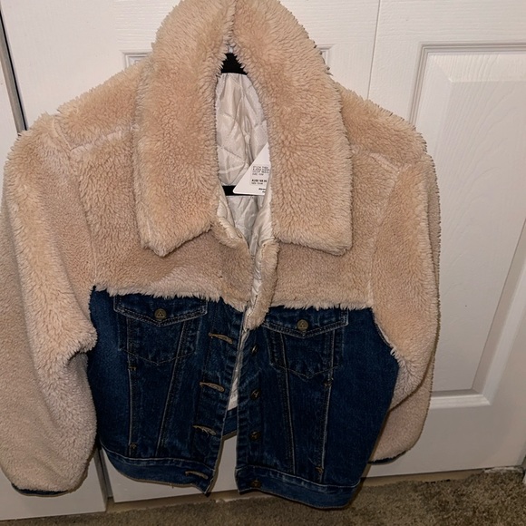 Abrand Jeans: A Josie Sherpa Jacket - Picture 1 of 1